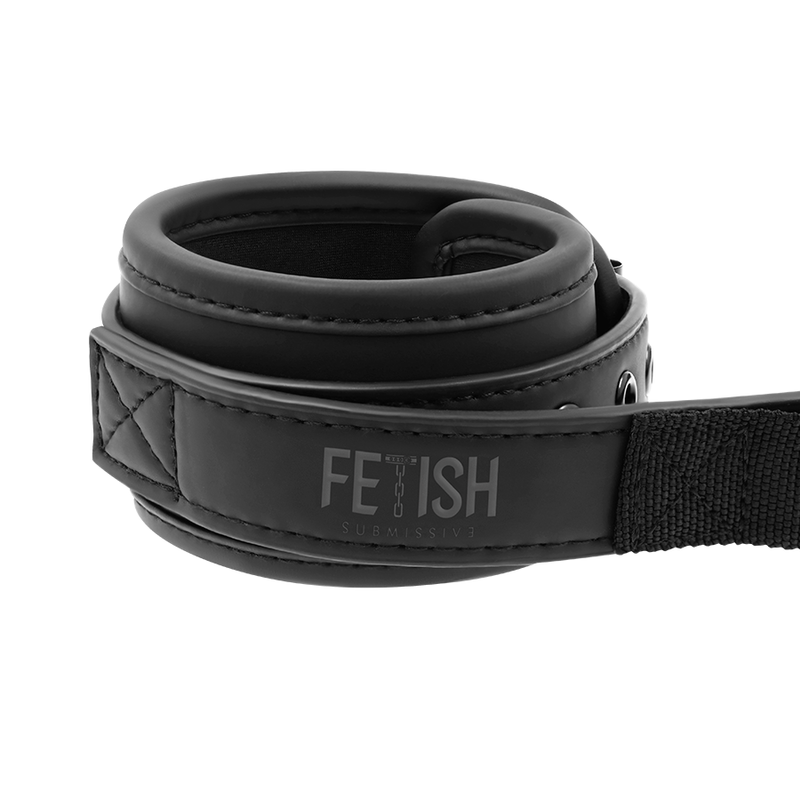 FETISH SUBMISSIVE ESPOSAS CON TIRADOR CON FORRO...