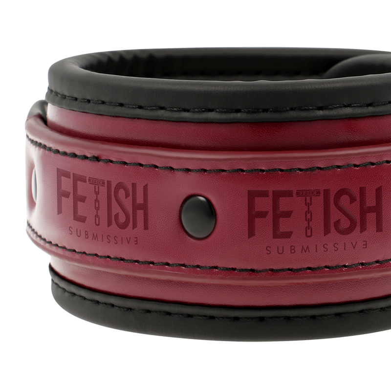 FETISH SUBMISSIVE DARK ROOM ESPOSAS CUERO...