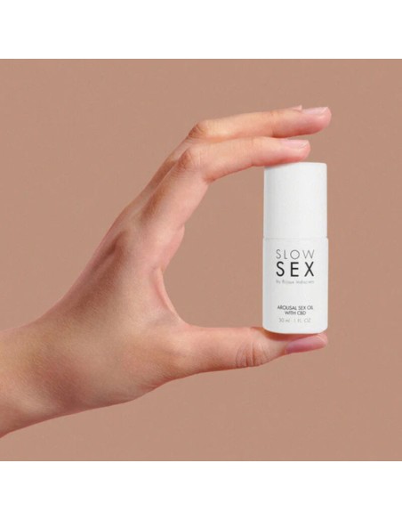 BIJOUX INDISCRETS - SLOW SEX SEXUAL MASSAGE OIL WITH CBD 30 ML